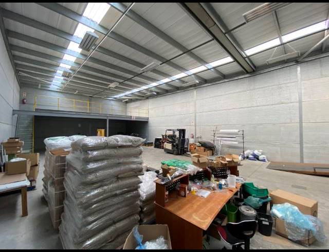 318M² WAREHOUSE TO LET IN BRACKENFELL INDUSTRIAL